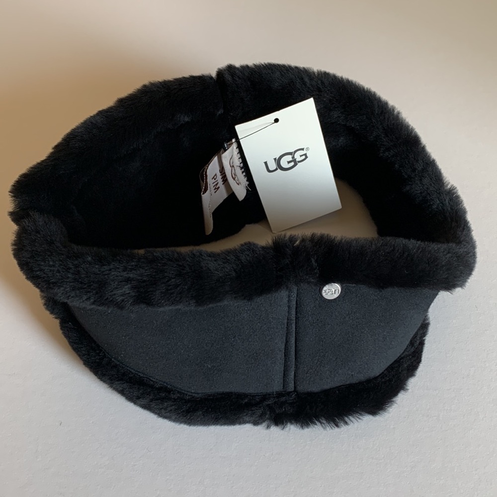 UGG Reversible Leather & Shearling Headband - Picture 3 of 9